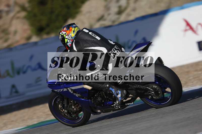 /Archiv-2024/02 29.01.-02.02.2024 Moto Center Thun Jerez/Gruppe rot-red/backside